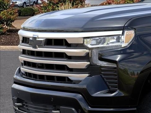 New 2026 Chevrolet Silverado 1500 High Country AWD/4WD image 13