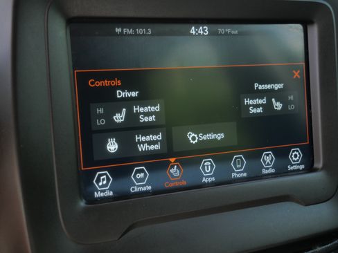 Used 2020 Jeep Renegade Limited w/ Trailer Tow Group AWD/4WD image 30