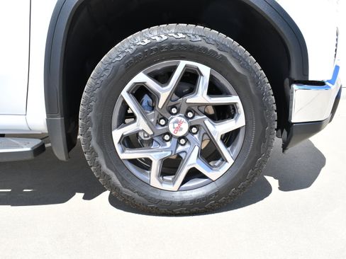 Used 2026 GMC Sierra 1500 SLT w/ SLT Premium Package AWD/4WD image 3