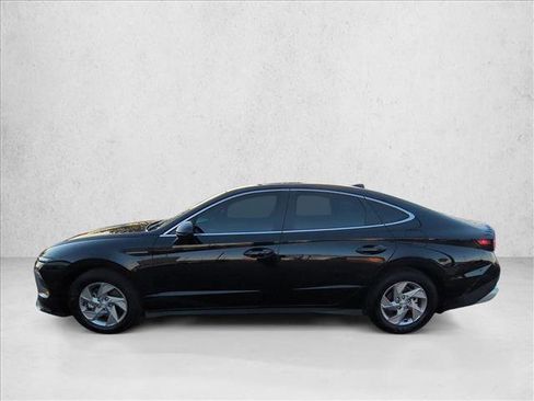 Used 2025 Hyundai Sonata SE image 9