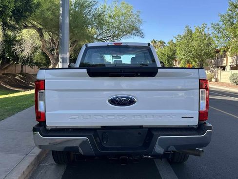 Used 2019 Ford F250 XL w/ XL Decor Group RWD image 7