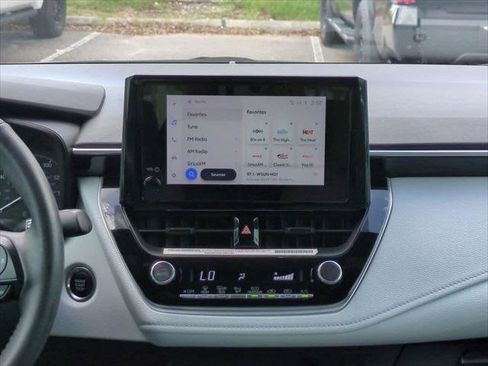 Certified 2024 Toyota Corolla SE FWD image 17