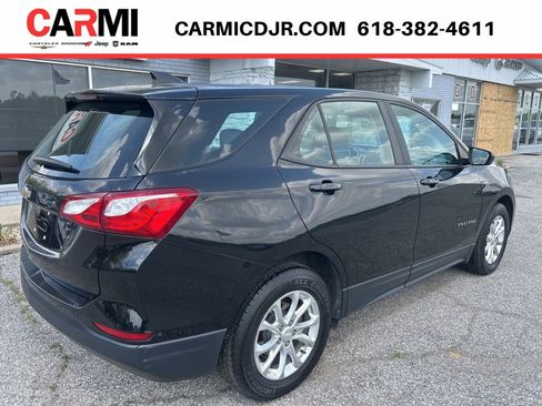 Used 2020 Chevrolet Equinox LS FWD image 6