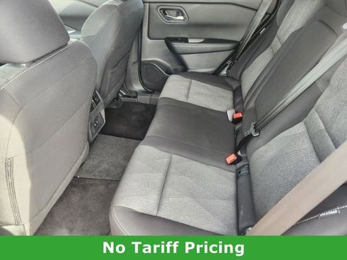 Certified 2025 Nissan Rogue SV image 24