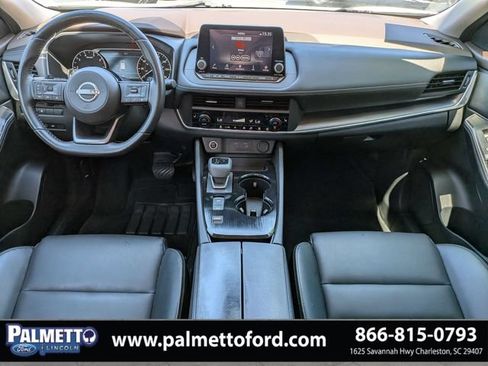 Used 2023 Nissan Rogue SV w/ SV Premium B Package FWD image 15