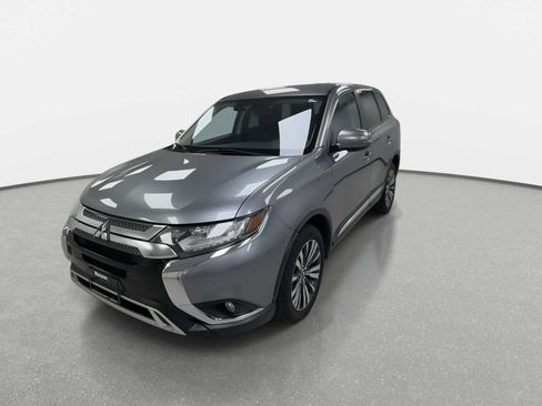 Used 2020 Mitsubishi Outlander SE AWD/4WD image 4