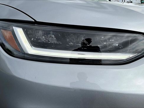 Used 2024 Honda HR-V LX image 29