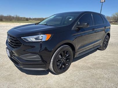 Used 2024 Ford Edge SE w/ Black Appearance Package