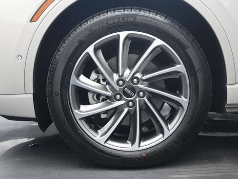 Used 2021 Lincoln Corsair Grand Touring w/ Equipment Group 301A AWD/4WD image 27