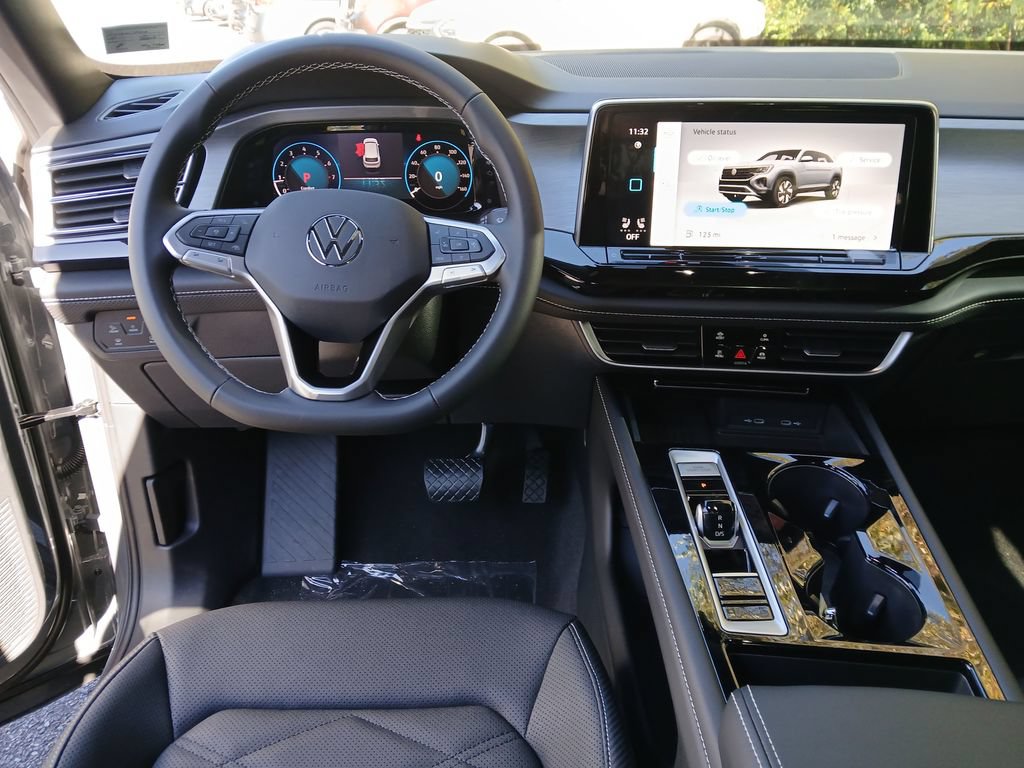 Used 2026 Volkswagen Atlas Cross Sport SE AWD/4WD image 13