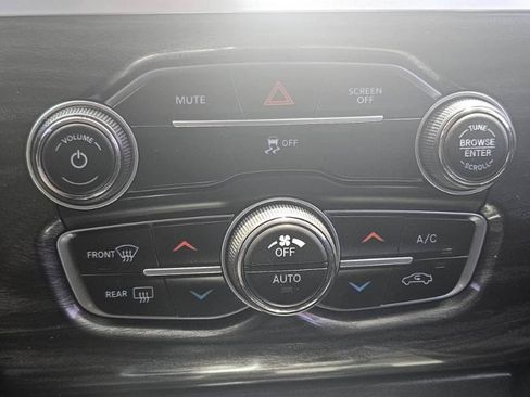 Used 2019 Chrysler 300 Touring w/ Sport Appearance Package RWD image 54