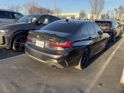 Certified 2022 BMW 330i xDrive Sedan w/ M Sport Package image 22