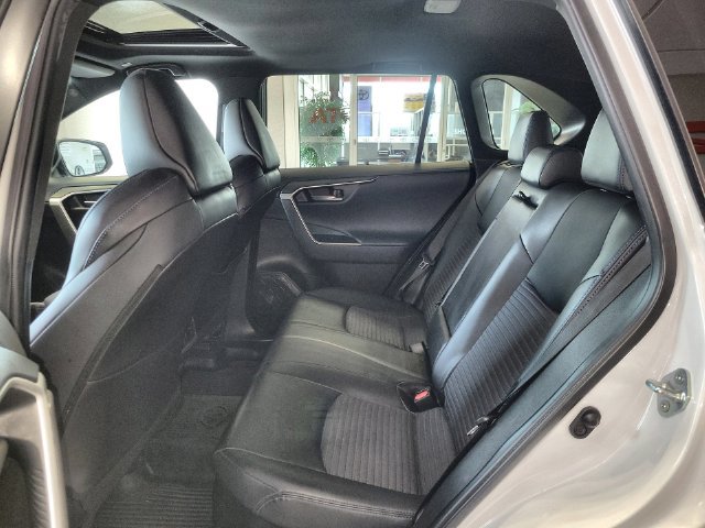Used 2024 Toyota RAV4 XSE AWD/4WD image 23