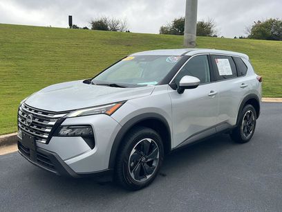 Used 2024 Nissan Rogue SV