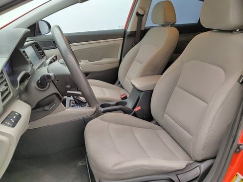 Used 2020 Hyundai Elantra SEL FWD image 17