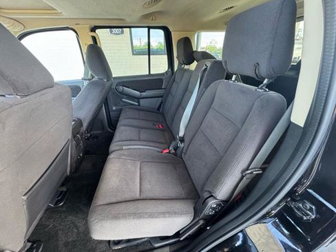 Used 2010 Ford Explorer XLT AWD/4WD image 11
