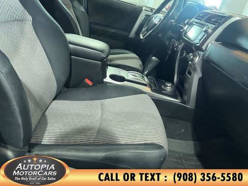Used 2014 Toyota 4Runner SR5 image 12