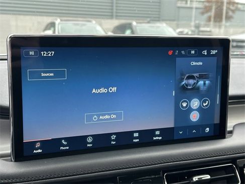 Certified 2022 Lincoln Nautilus Reserve image 21