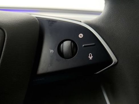 Used 2026 Tesla Model Y 2WD image 64