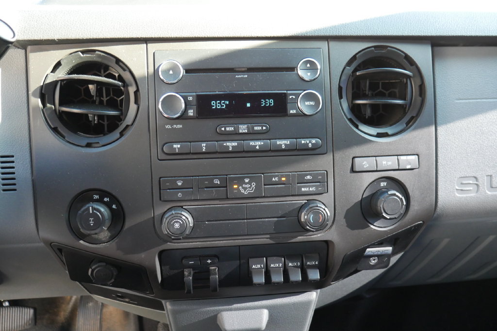 Used 2016 Ford F250 XL w/ XL Appearance Package AWD/4WD image 22