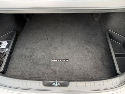 Certified 2025 Hyundai Elantra Sport FWD image 22
