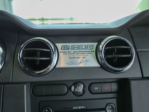 Used 2007 Ford Mustang GT RWD image 41