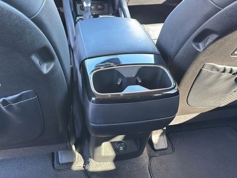 Used 2022 Kia Telluride EX w/ EX Premium Package image 21