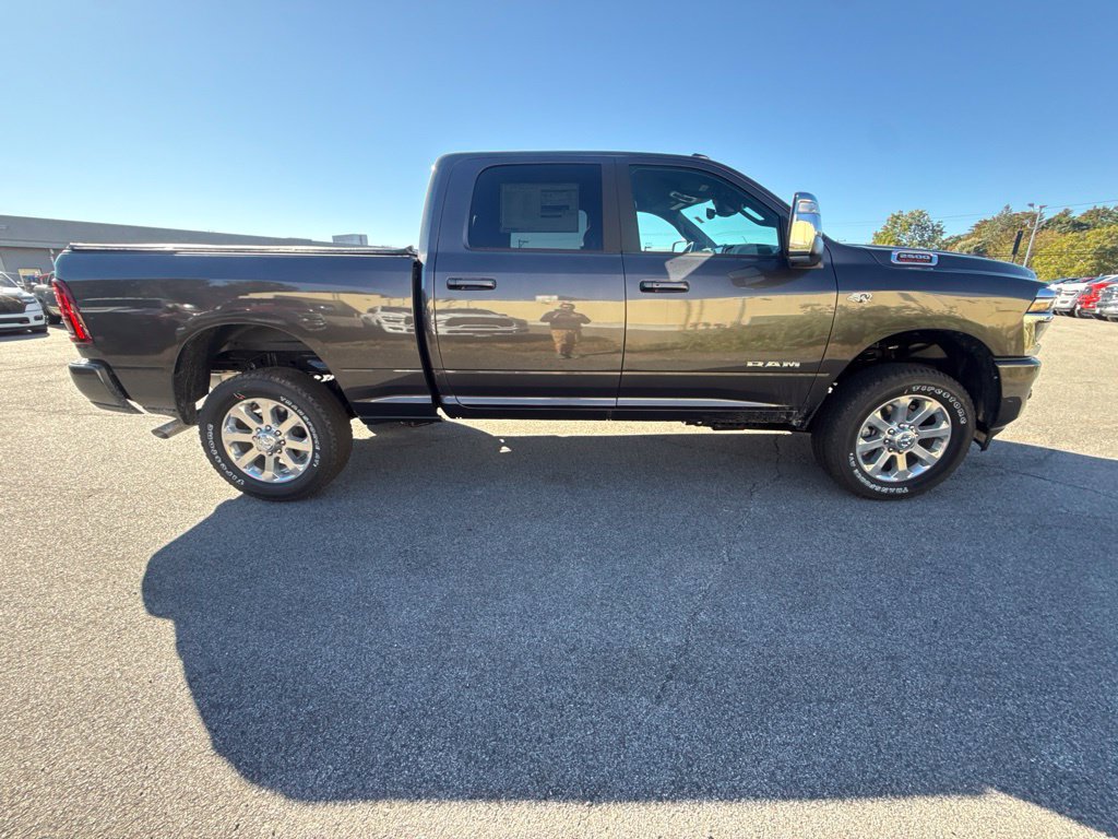 New 2027 RAM 2500 Laramie AWD/4WD image 6