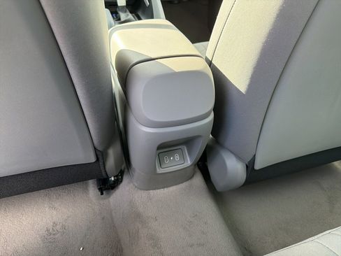 New 2026 Hyundai Elantra Sport image 16