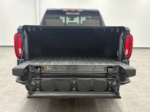 Used 2022 GMC Sierra 1500 AT4 w/ AT4 Premium Package AWD/4WD image 8