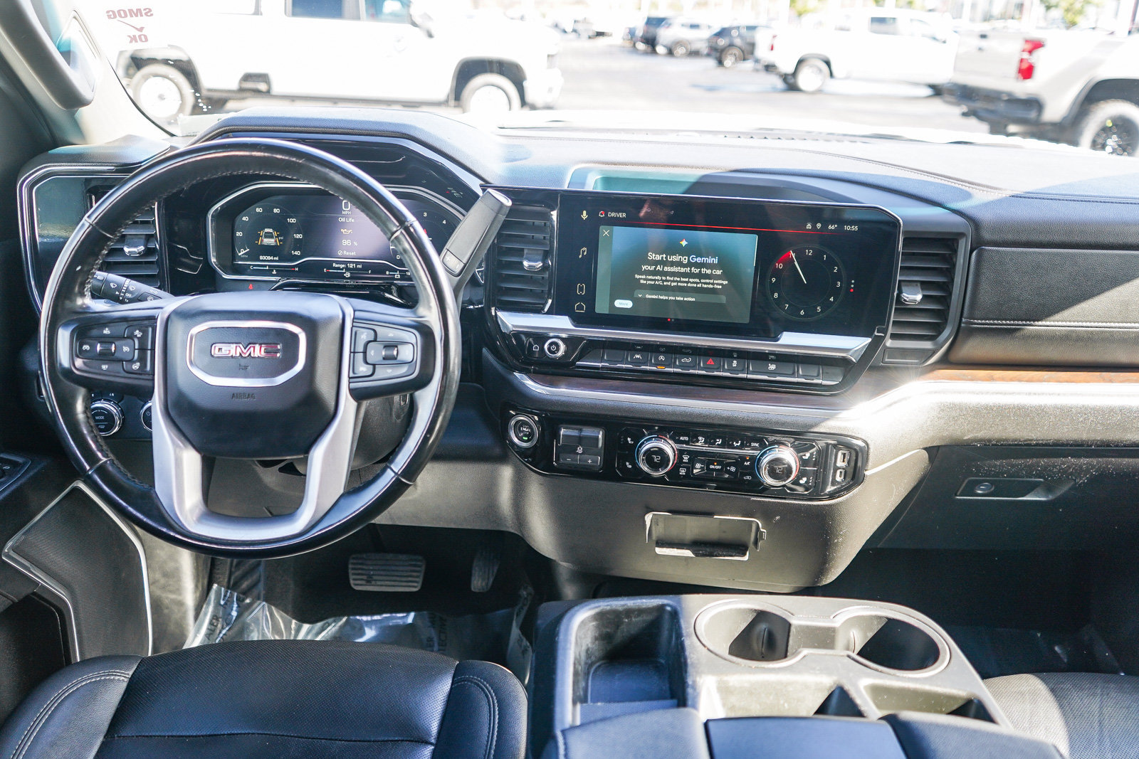 Used 2025 GMC Sierra 1500 SLT AWD/4WD image 12