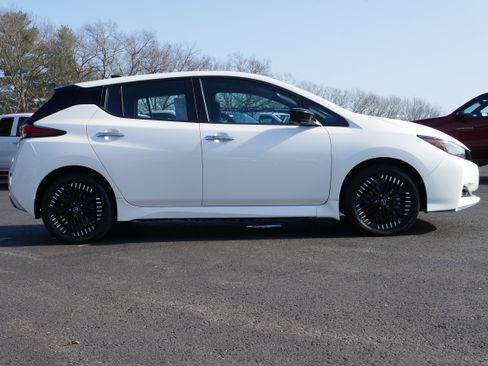 Used 2024 Nissan Leaf SV Plus image 7