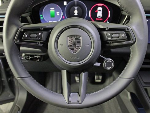 Certified 2025 Porsche Macan Turbo Electric image 23