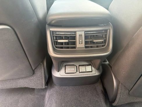 Certified 2025 Lexus ES 350 w/ Accessory Package (Z2) FWD image 33