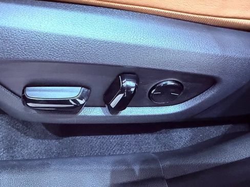 Certified 2025 Lexus NX 350 AWD w/ Premium Package image 19