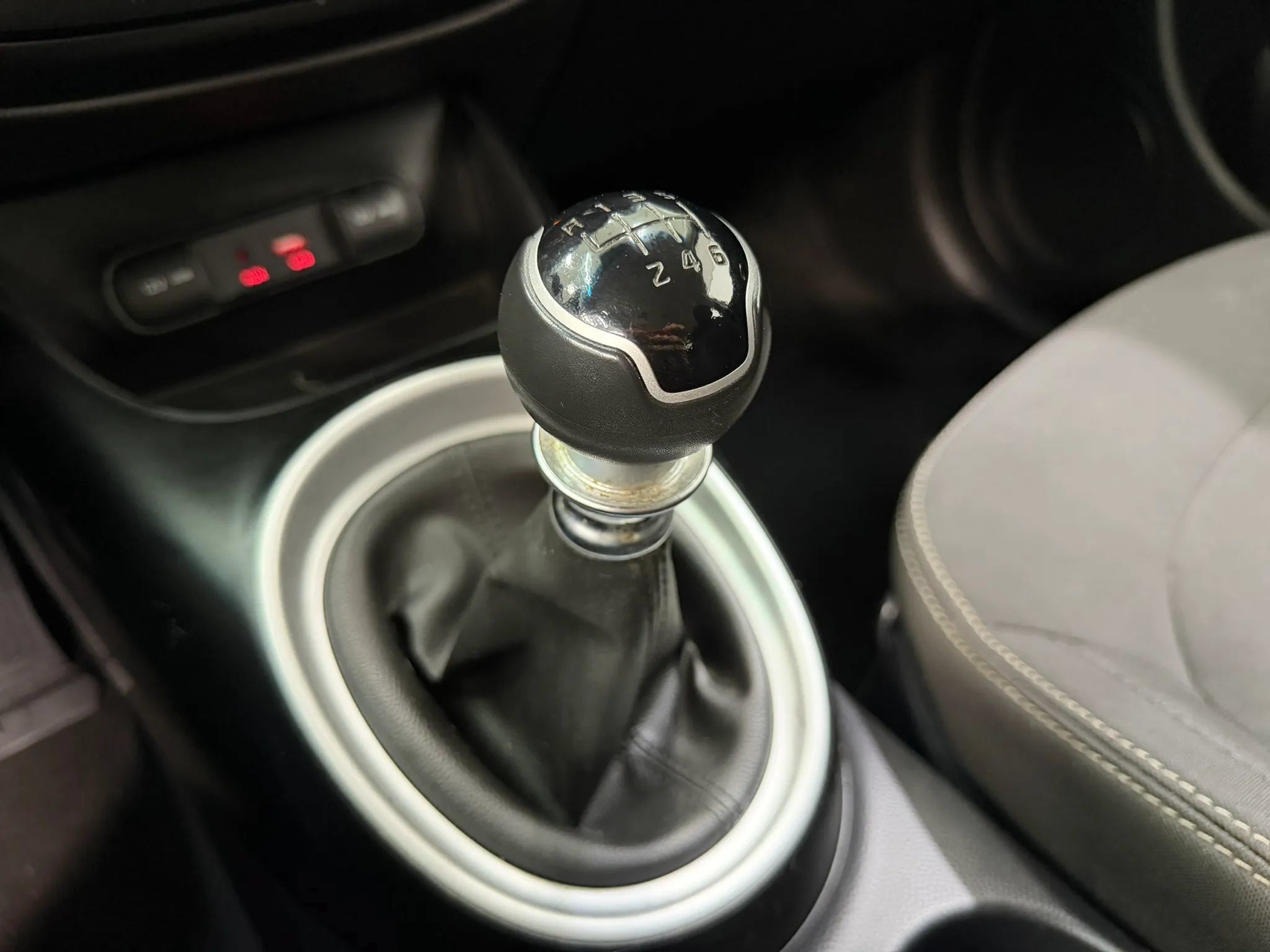 Used 2018 Kia Soul FWD image 23