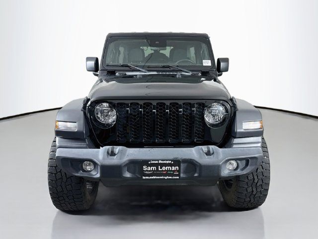 Used 2024 Jeep Wrangler Unlimited Sport AWD/4WD image 2