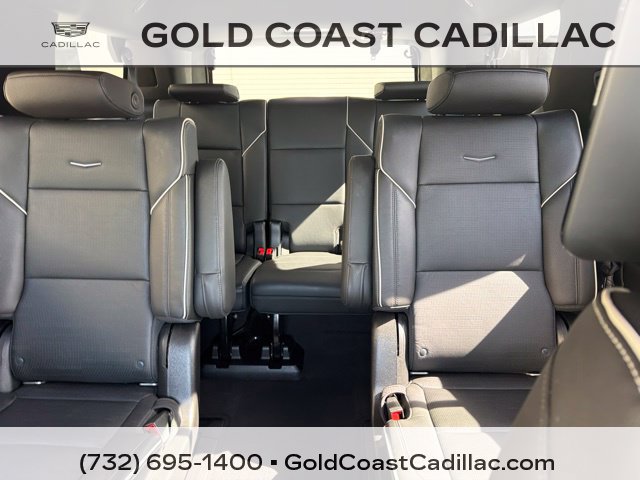 Used 2021 Cadillac Escalade Premium Luxury w/ Driver Assist Tech Package AWD/4WD image 26