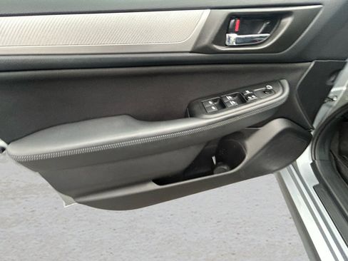 Used 2015 Subaru Legacy 2.5i Premium w/ Moonroof Package image 9
