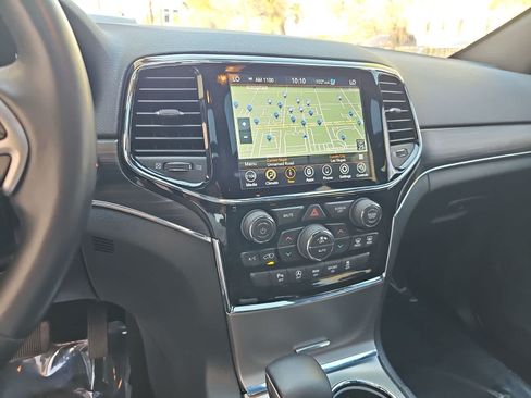 Used 2019 Jeep Grand Cherokee Limited w/ Luxury Group II AWD/4WD image 20