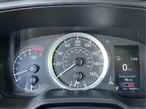 Used 2022 Toyota Corolla LE FWD image 14