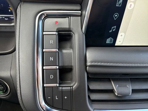 Used 2024 Chevrolet Tahoe LT image 29