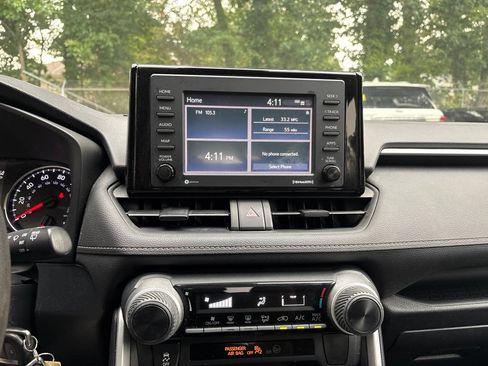 Used 2020 Toyota RAV4 LE w/ All Weather Liner Package FWD image 18