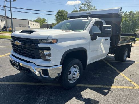 New 2025 Chevrolet Silverado 3500 W/T w/ WT Convenience Package AWD/4WD image 15