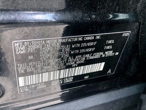 Used 2025 Toyota RAV4 LE AWD/4WD image 33