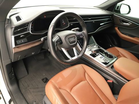 Used 2019 Audi Q8 Premium Plus w/ Premium Plus AWD/4WD image 14