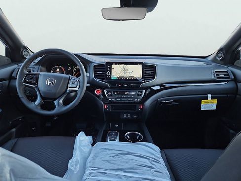 New 2026 Honda Ridgeline Black Edition image 8