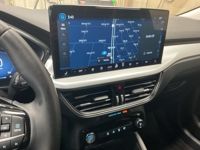 Used 2025 Ford Escape Platinum AWD/4WD image 11