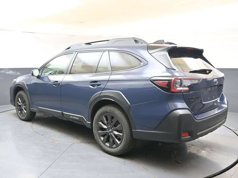 Certified 2025 Subaru Outback Onyx Edition AWD/4WD image 3