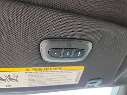 New 2026 Chrysler Pacifica Select FWD image 27